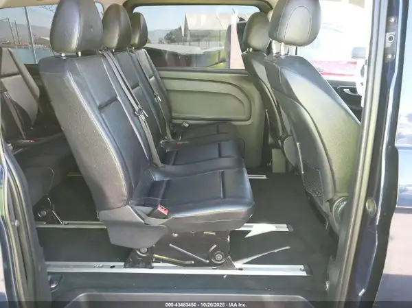 WD4PG2EE5G3089069 2016 MERCEDES-BENZ METRIS - Image 8