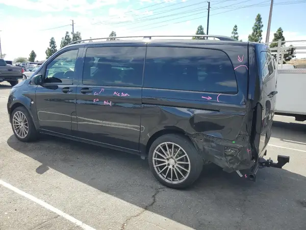 WD4PG2EE5H3227906 2017 MERCEDES-BENZ METRIS - Image 2