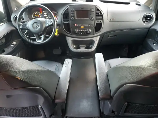 WD4PG2EE5J3456317 2018 MERCEDES-BENZ METRIS - Image 8