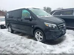 WD4PG2EE5J3459900 2018 MERCEDES-BENZ METRIS