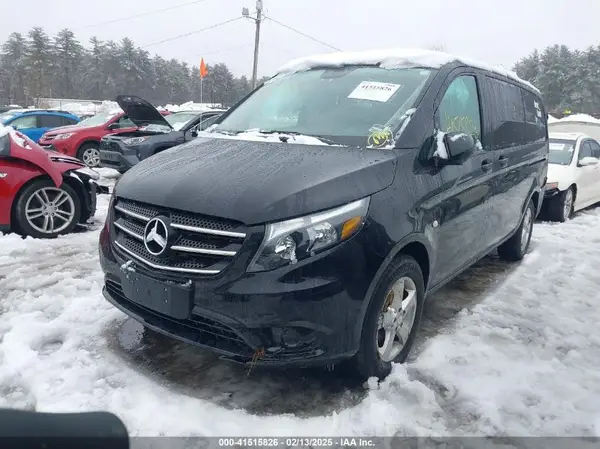 WD4PG2EE5J3459900 2018 MERCEDES-BENZ METRIS - Image 2