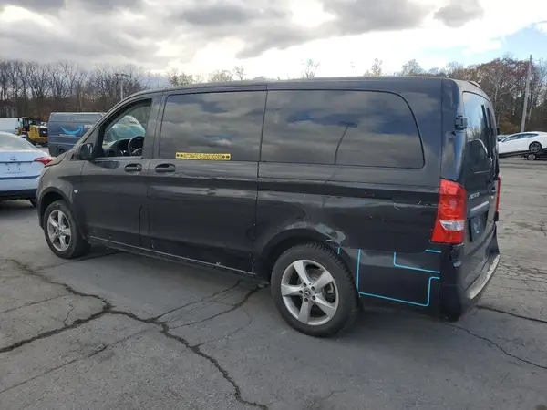 WD4PG2EE5J3493528 2018 MERCEDES-BENZ METRIS - Image 2
