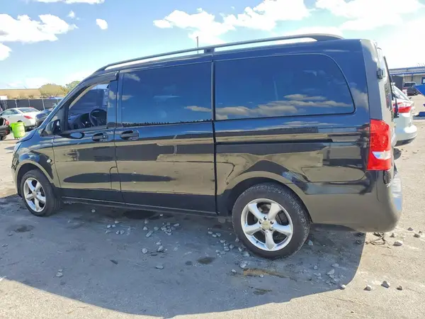 WD4PG2EE5K3516503 2019 MERCEDES-BENZ METRIS - Image 2