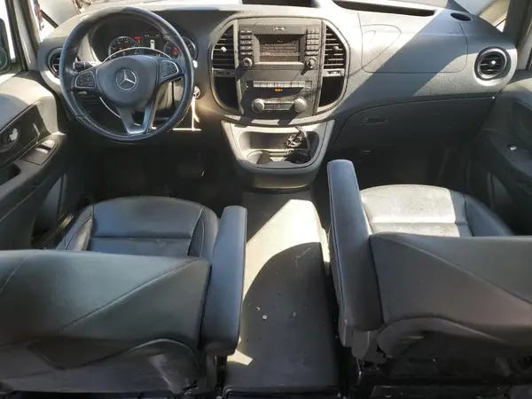 WD4PG2EE6G3154088 2016 MERCEDES-BENZ METRIS - Image 8