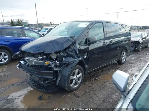 WD4PG2EE6H3269310 2017 MERCEDES-BENZ METRIS - Image 2