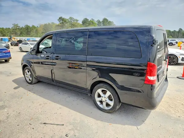 WD4PG2EE6J3348949 2018 MERCEDES-BENZ METRIS - Image 2