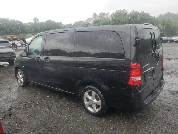 WD4PG2EE6J3403870 2018 MERCEDES-BENZ METRIS - Image 2