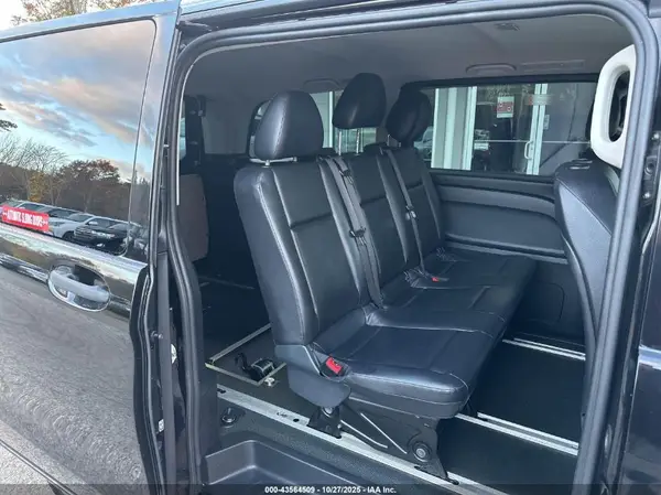 WD4PG2EE6J3466564 2018 MERCEDES-BENZ METRIS - Image 8