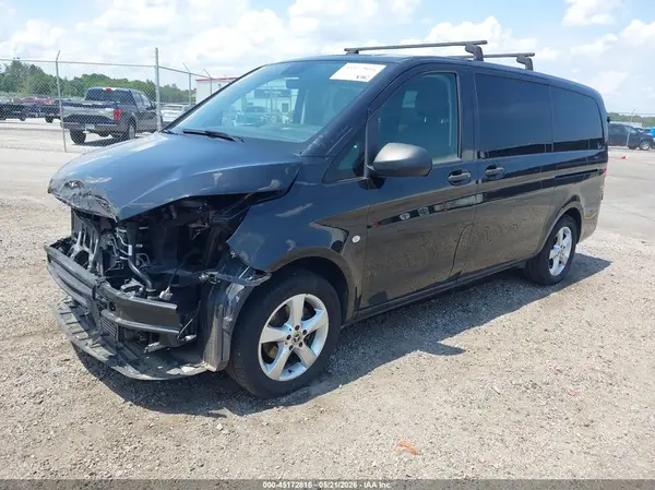 WD4PG2EE6J3494929 2018 MERCEDES-BENZ METRIS - Image 2