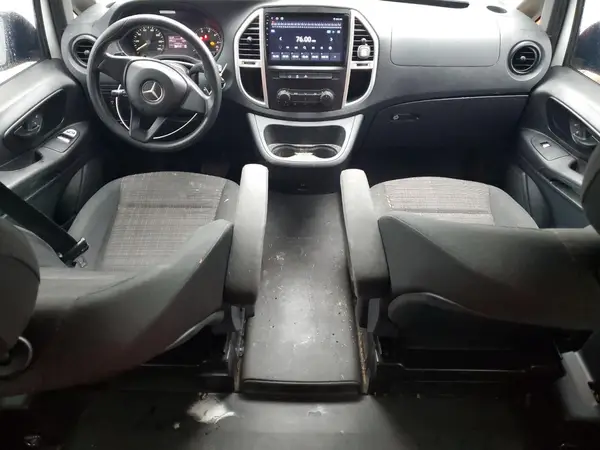 WD4PG2EE6K3505834 2019 MERCEDES-BENZ METRIS - Image 8