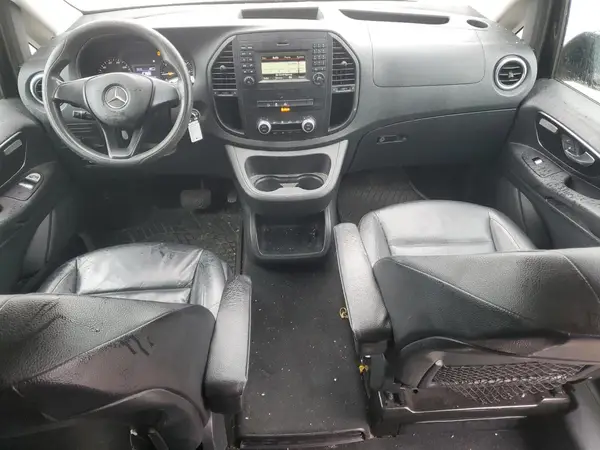WD4PG2EE7G3081989 2016 MERCEDES-BENZ METRIS - Image 8