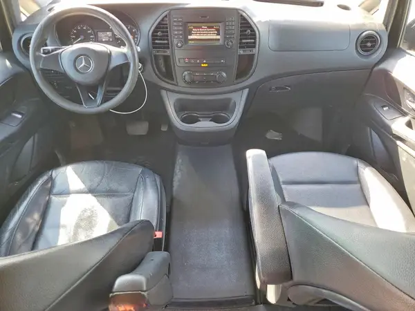 WD4PG2EE7H3286844 2017 MERCEDES-BENZ METRIS - Image 8