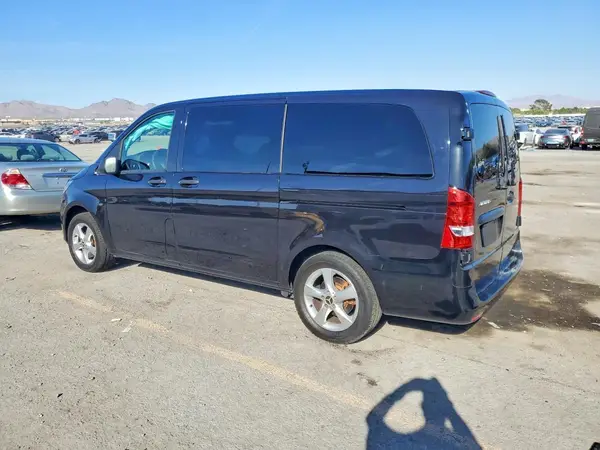 WD4PG2EE7H3299139 2017 MERCEDES-BENZ METRIS - Image 2