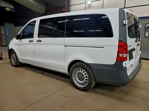 WD4PG2EE7H3323553 2017 MERCEDES-BENZ METRIS - Image 2