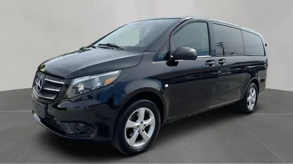 WD4PG2EE7J3404249 2018 MERCEDES-BENZ METRIS - Image 2