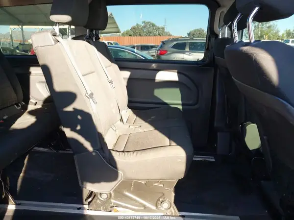 WD4PG2EE7K3555142 2019 MERCEDES-BENZ METRIS - Image 8