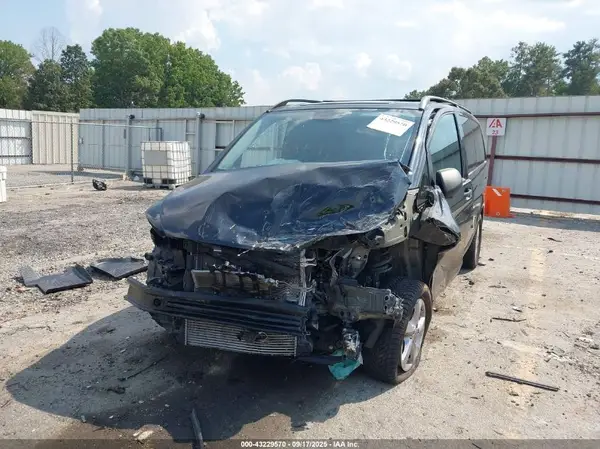 WD4PG2EE8G3085890 2016 MERCEDES-BENZ METRIS - Image 2