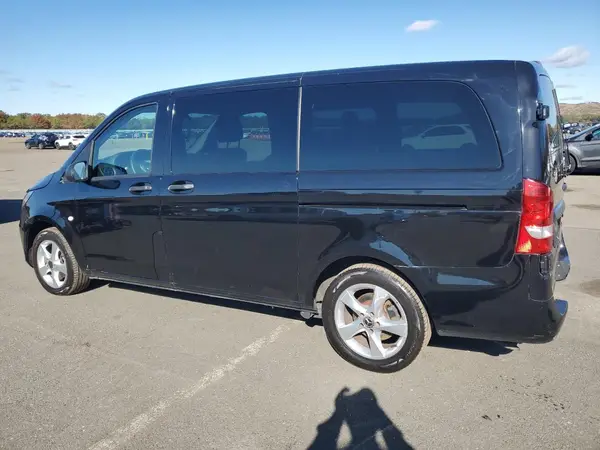 WD4PG2EE8J3461835 2018 MERCEDES-BENZ METRIS - Image 2