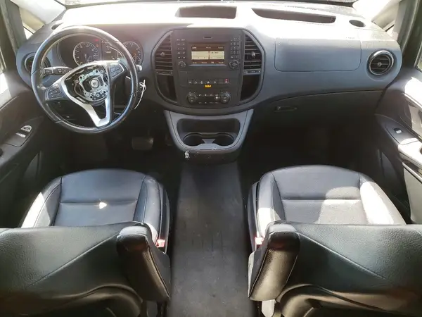 WD4PG2EE8K3514440 2019 MERCEDES-BENZ METRIS - Image 8