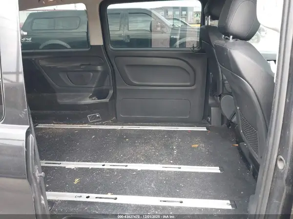 WD4PG2EE9G3097711 2016 MERCEDES-BENZ METRIS - Image 8