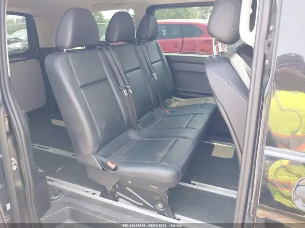 WD4PG2EE9H3314711 2017 MERCEDES-BENZ METRIS - Image 8