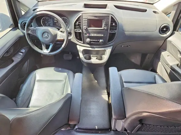 WD4PG2EE9J3407024 2018 MERCEDES-BENZ METRIS - Image 8