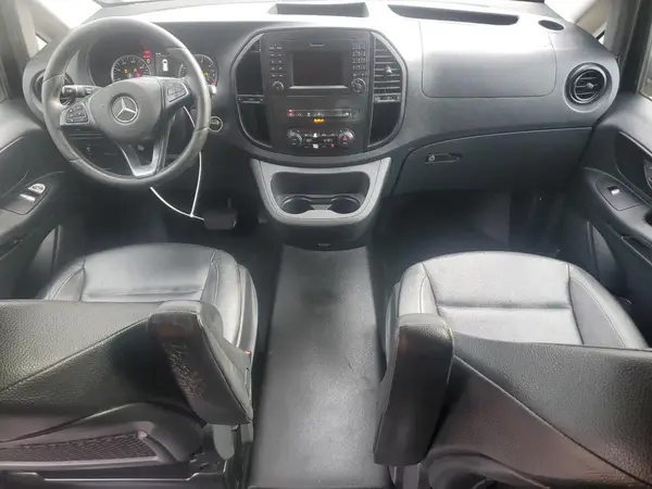 WD4PG2EE9J3461892 2018 MERCEDES-BENZ METRIS - Image 8