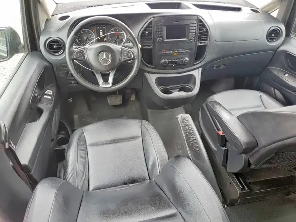 WD4PG2EE9J3490793 2018 MERCEDES-BENZ METRIS - Image 8