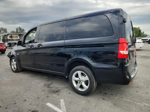 WD4PG2EE9K3510493 2019 MERCEDES-BENZ METRIS - Image 2