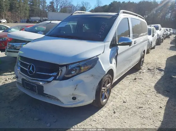 WD4PG2EEXG3143823 2016 MERCEDES-BENZ METRIS - Image 2