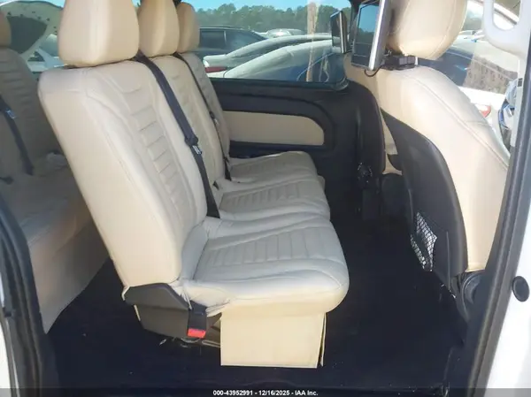WD4PG2EEXG3143823 2016 MERCEDES-BENZ METRIS - Image 8