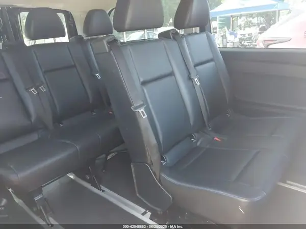 WD4PG2EEXH3236682 2017 MERCEDES-BENZ METRIS - Image 8
