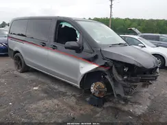 WD4PG2EEXH3305502 2017 MERCEDES-BENZ METRIS
