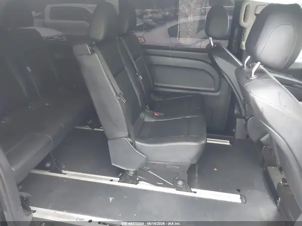 WD4PG2EEXH3305502 2017 MERCEDES-BENZ METRIS - Image 8