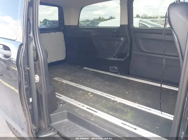 WD4PG2EEXH3313776 2017 MERCEDES-BENZ METRIS - Image 8