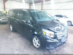 WD4PG2EEXH3317441 2017 MERCEDES-BENZ METRIS