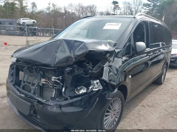 WD4PG2EEXJ3378827 2018 MERCEDES-BENZ METRIS - Image 2