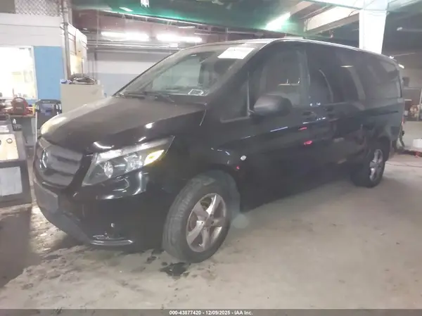 WD4PG2EEXJ3395384 2018 MERCEDES-BENZ METRIS - Image 2