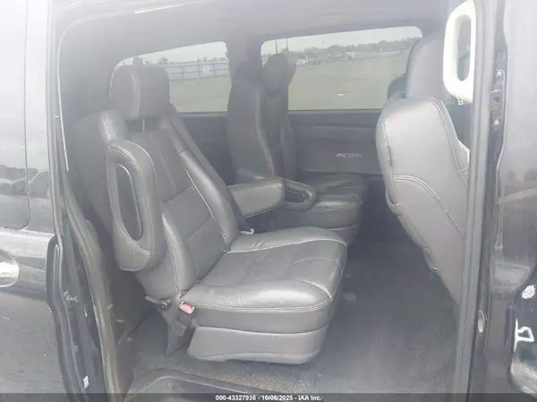 WD4PG2EEXJ3405072 2018 MERCEDES-BENZ METRIS - Image 8