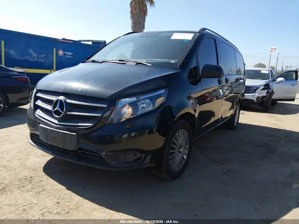 WD4PG2EEXK3568452 2019 MERCEDES-BENZ METRIS - Image 2