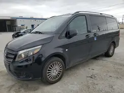 WDAPG2EE4H3311048 2017 MERCEDES-BENZ METRIS