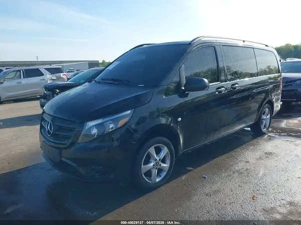 WDAPG2EE7H3310914 2017 MERCEDES-BENZ METRIS - Image 2