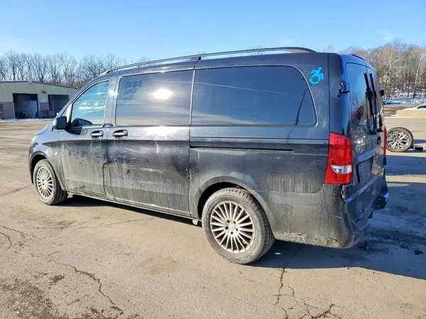 WDAPG2EE7H3311223 2017 MERCEDES-BENZ METRIS - Image 2