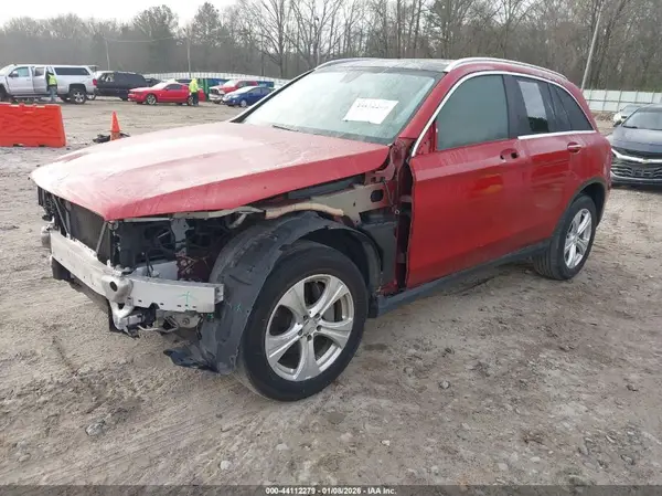 WDC0G4JB0GF016204 2016 MERCEDES-BENZ GLC - Image 2