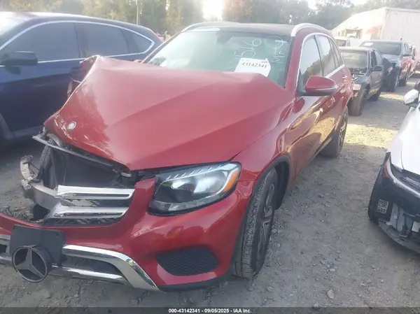 WDC0G4JB0GF021516 2016 MERCEDES-BENZ GLC - Image 2