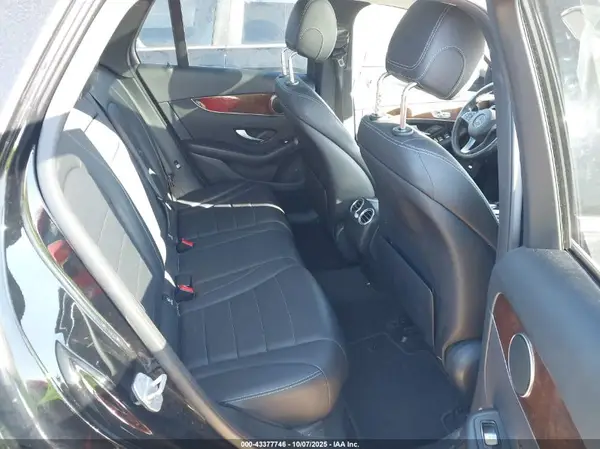 WDC0G4JB0GF023864 2016 MERCEDES-BENZ GLC - Image 8