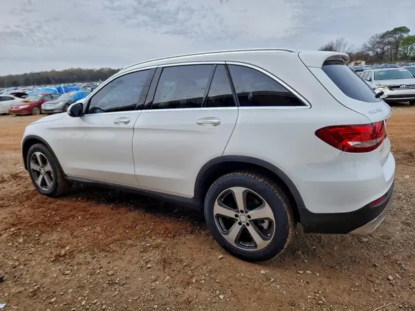 WDC0G4JB0GF039644 2016 MERCEDES-BENZ GLC - Image 2