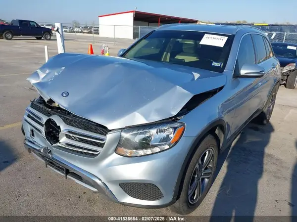 WDC0G4JB0GF056170 2016 MERCEDES-BENZ GLC - Image 2