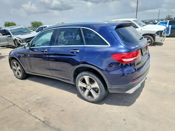 WDC0G4JB0GF056766 2016 MERCEDES-BENZ GLC - Image 2