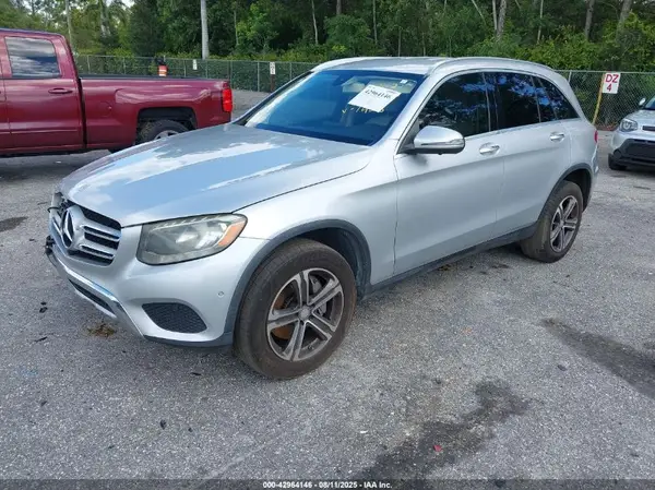 WDC0G4JB0GF071428 2016 MERCEDES-BENZ GLC - Image 2